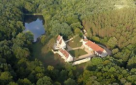 Domaine Du Ris De Feu Chambres D'Hotes De Charme